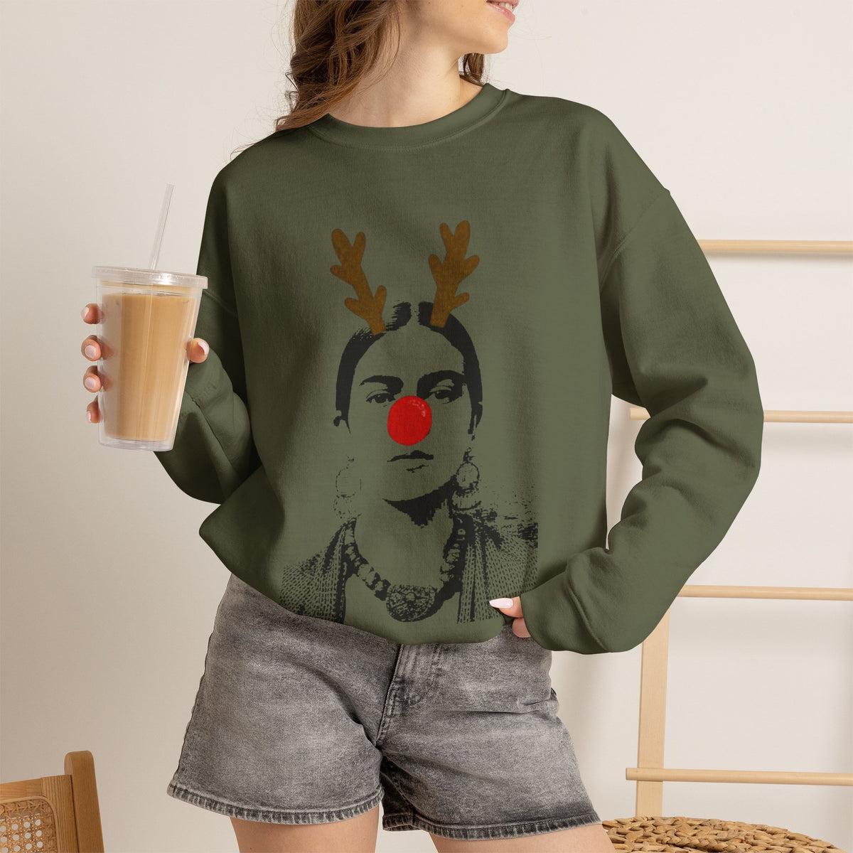 Frida on Christmas Unisex Heavy Blend™ Crewneck Sweatshirt