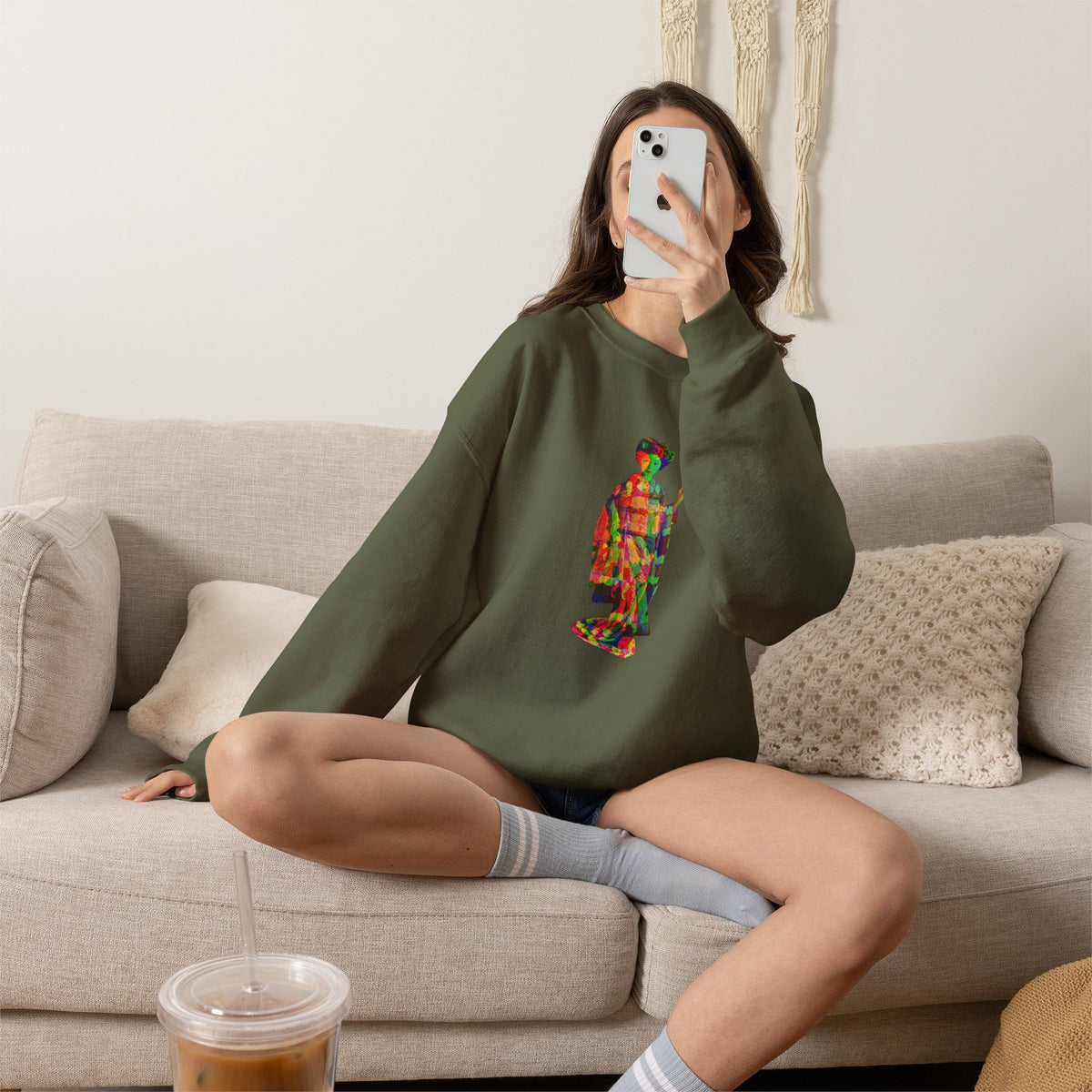 Neon Gueixa Unisex Heavy Blend™ Crewneck Sweatshirt