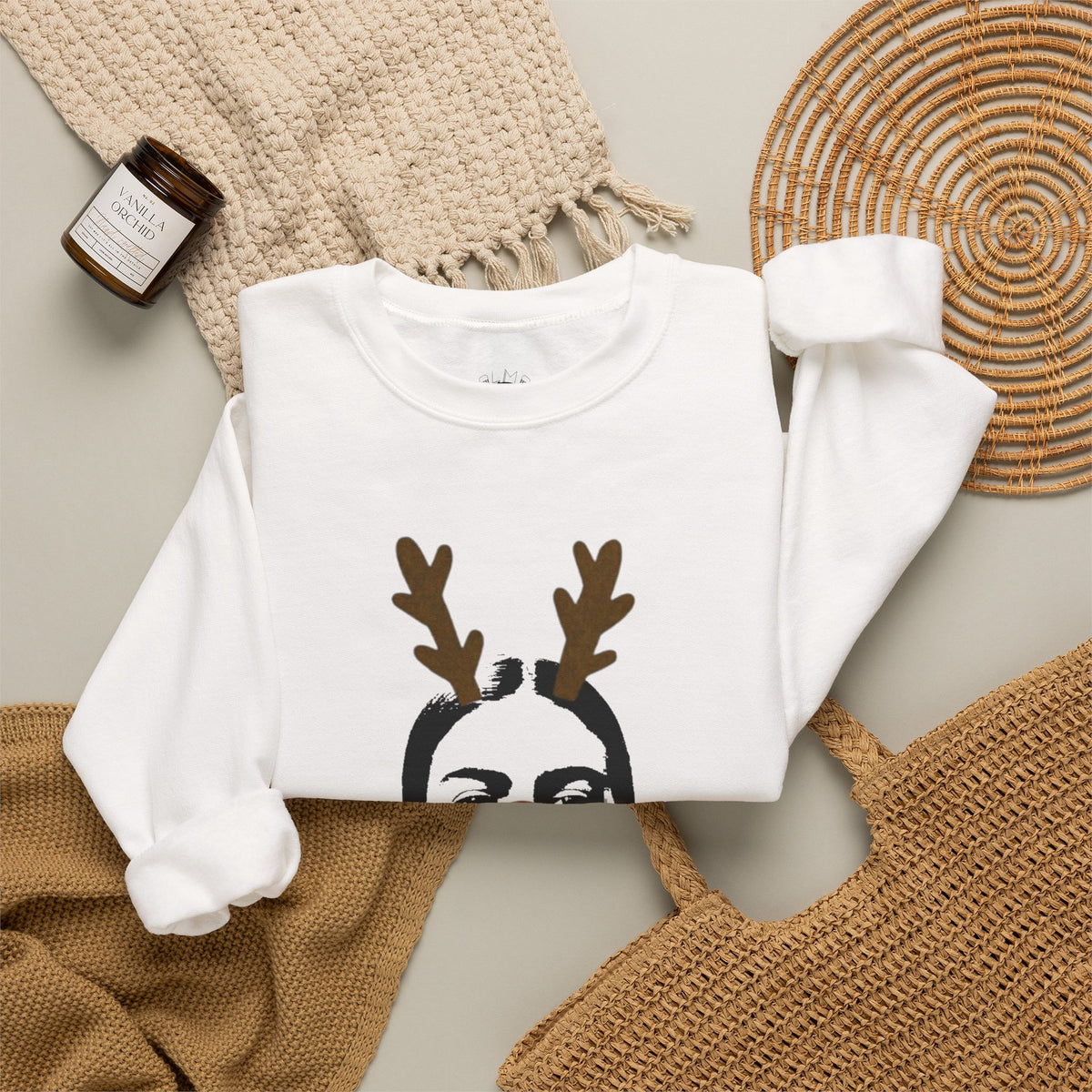 Frida on Christmas Unisex Heavy Blend™ Crewneck Sweatshirt