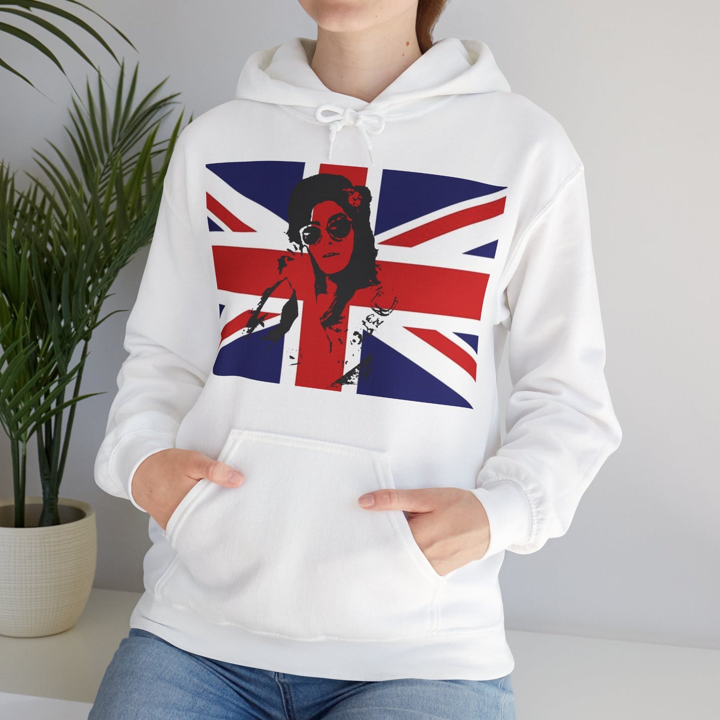 Amy Winehouse Union Jack Retro Hoodie | Vintage British Sweatshirt, Cozy Gift for Music Lovers, Perfect for Festivals and Casual Wear