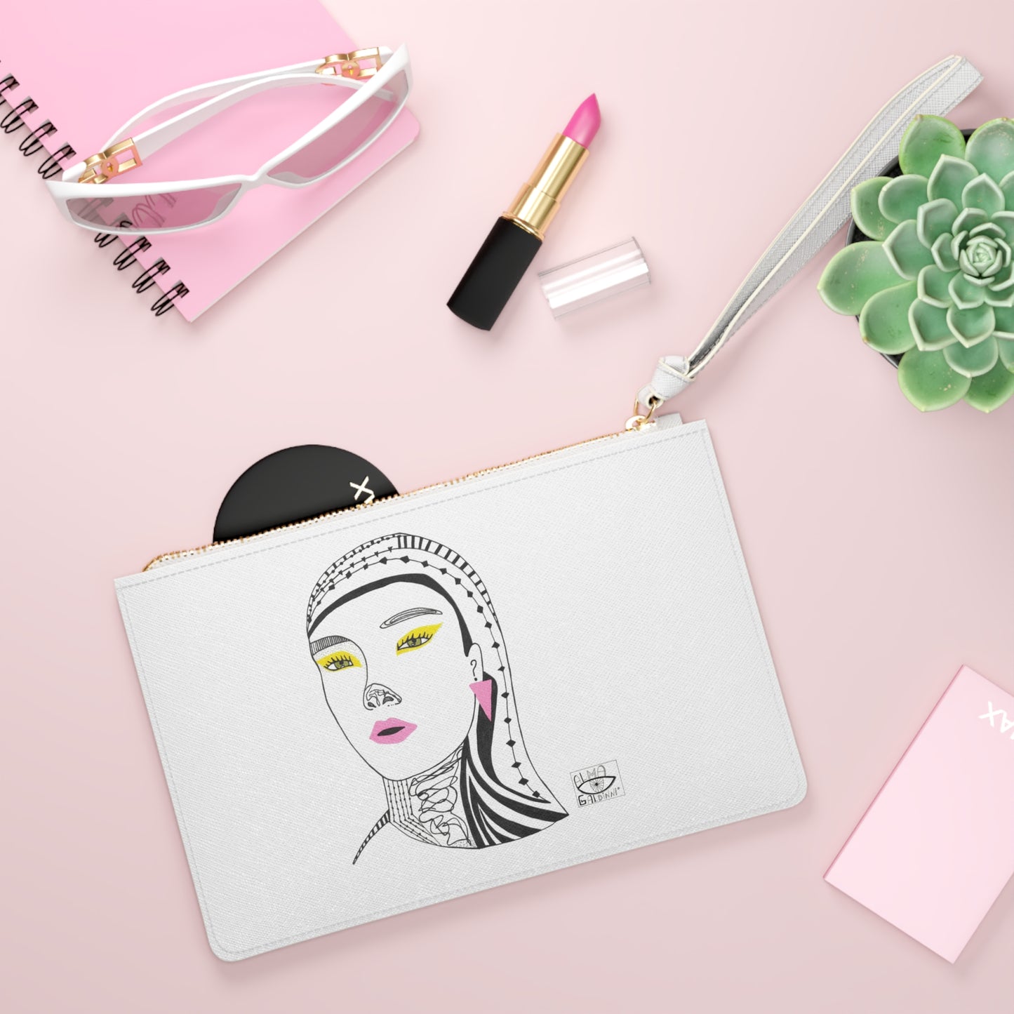 Chic Illustrated Clutch Bag - Stylish Accessory for Fashion Lovers