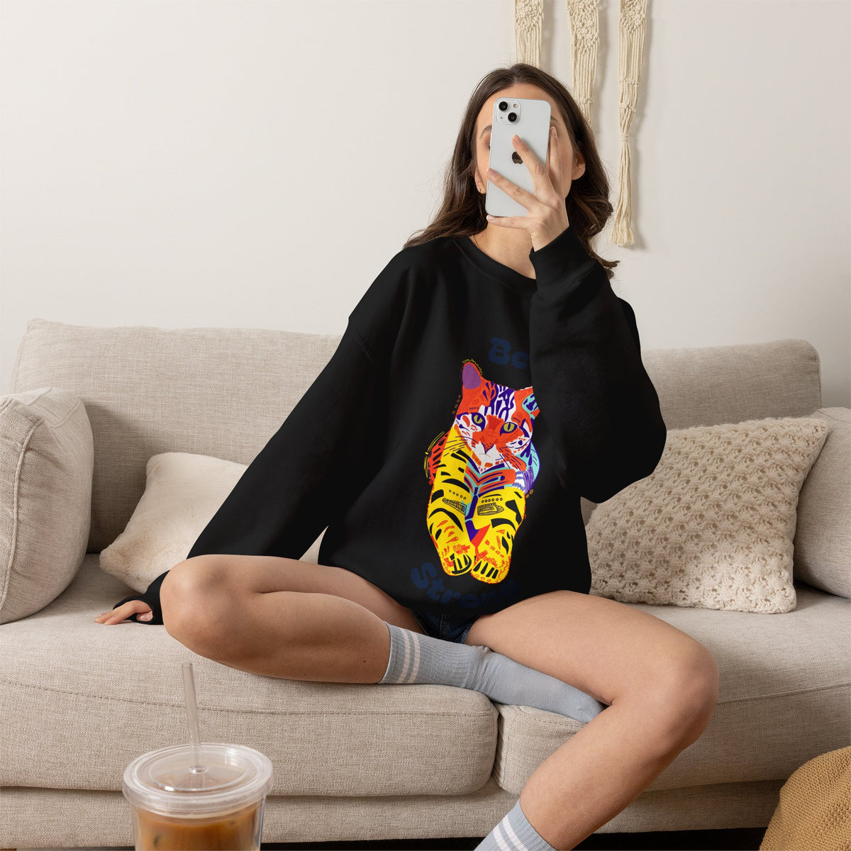 Tiger Cat Be Strong Unisex Heavy Blend™ Crewneck Sweatshirt