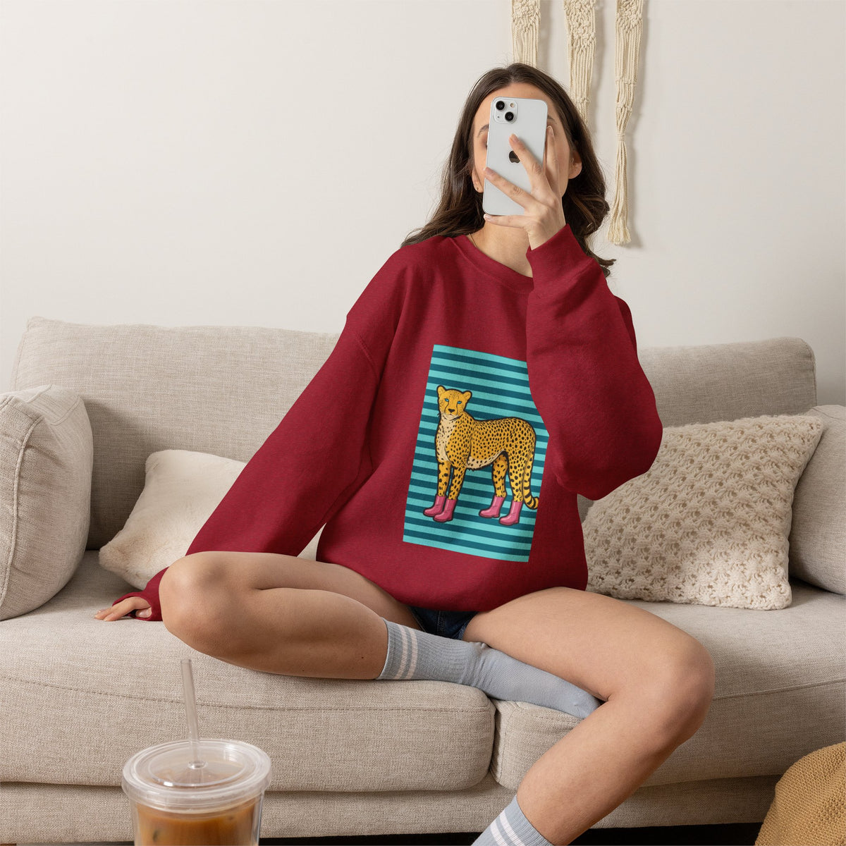 Cheetah in pink boots Unisex Heavy Blend™ Crewneck Sweatshirt