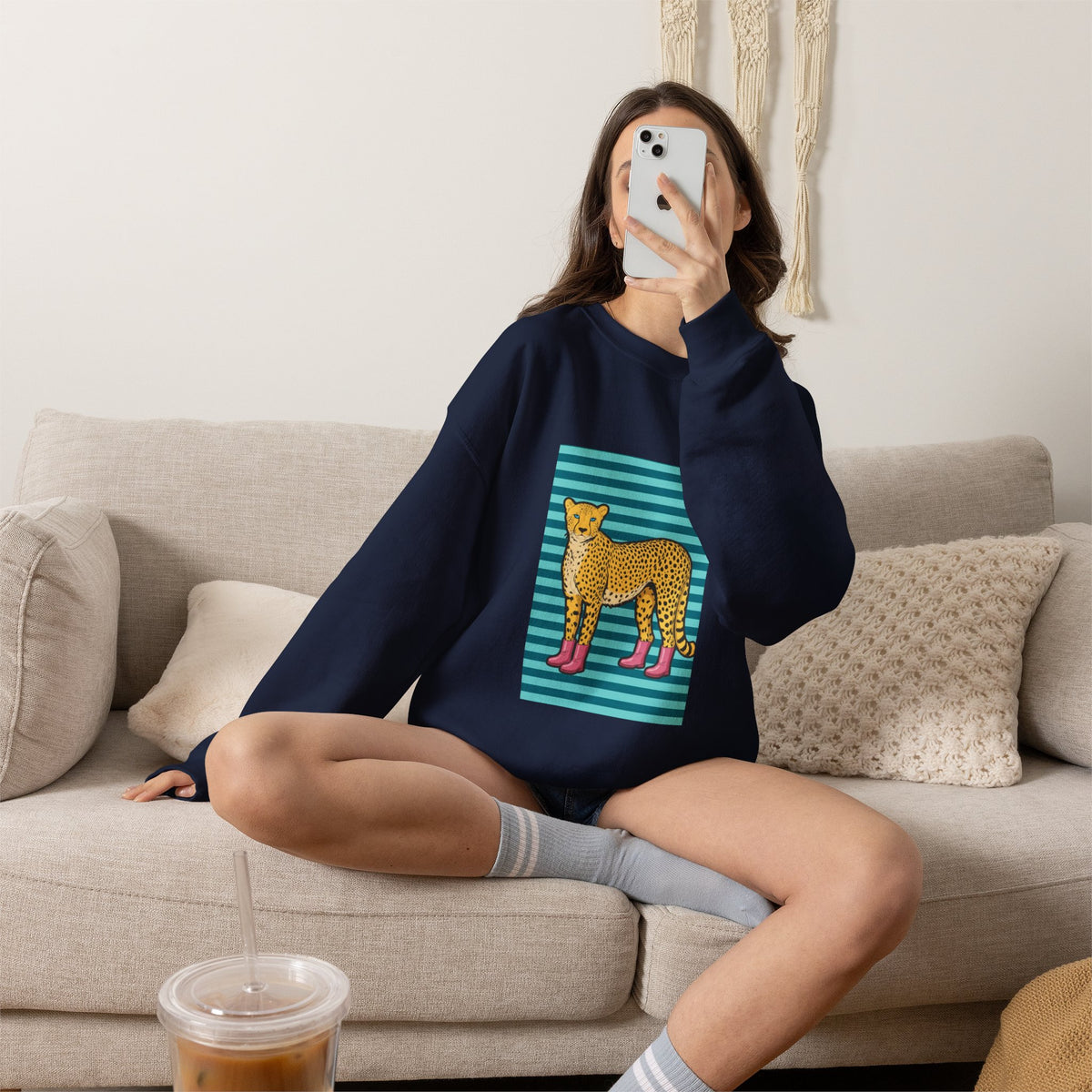 Cheetah in pink boots Unisex Heavy Blend™ Crewneck Sweatshirt