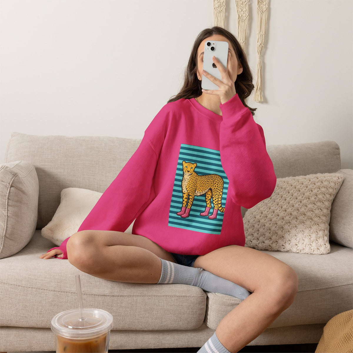 Cheetah in pink boots Unisex Heavy Blend™ Crewneck Sweatshirt