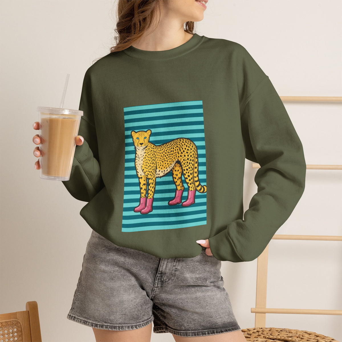 Cheetah in pink boots Unisex Heavy Blend™ Crewneck Sweatshirt
