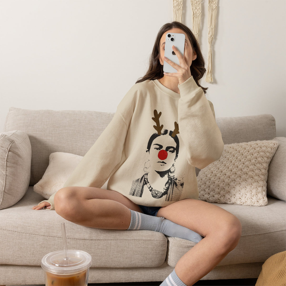 Frida on Christmas Unisex Heavy Blend™ Crewneck Sweatshirt
