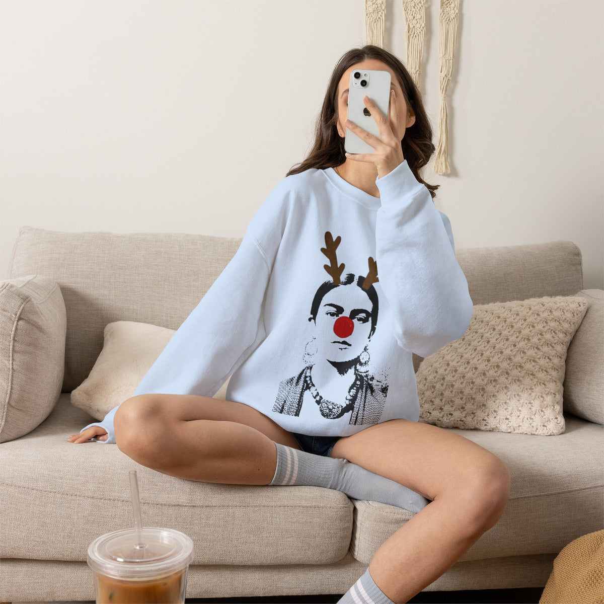 Frida on Christmas Unisex Heavy Blend™ Crewneck Sweatshirt