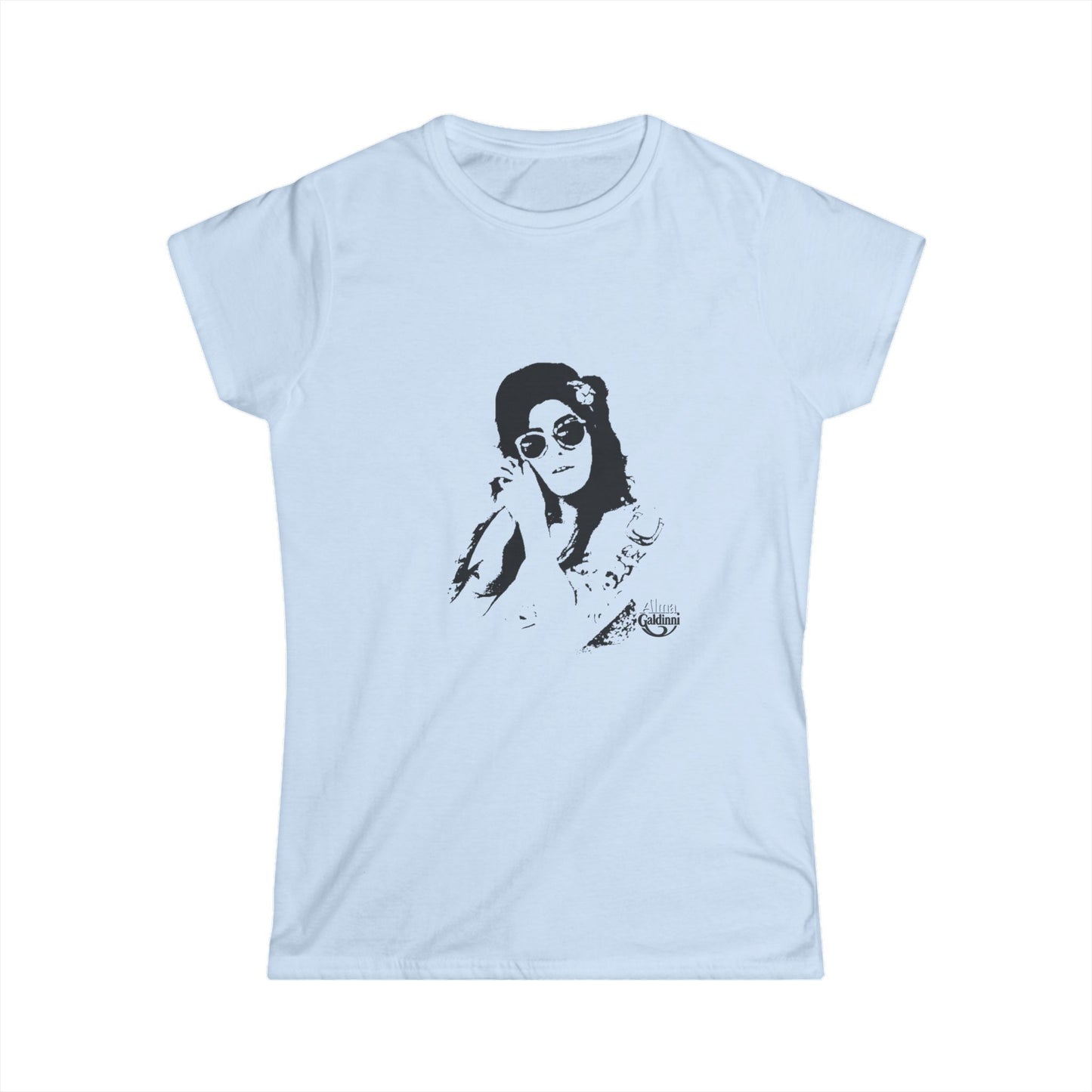 Amy Women's Softstyle Tee - Stylish Graphic Top, Trendy Fashion Shirt, Gift for Music Lovers, Casual Streetwear, Unique [...]