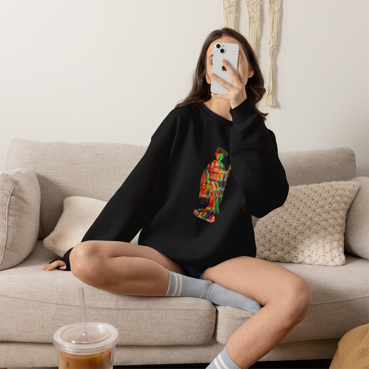 Neon Gueixa Unisex Heavy Blend™ Crewneck Sweatshirt