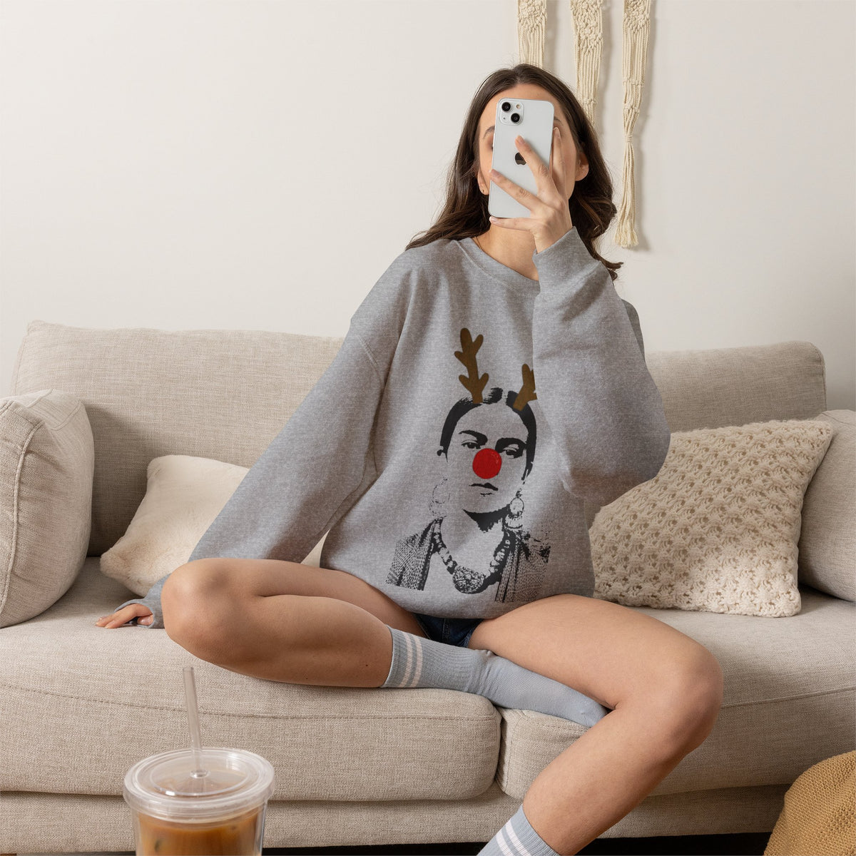Frida on Christmas Unisex Heavy Blend™ Crewneck Sweatshirt