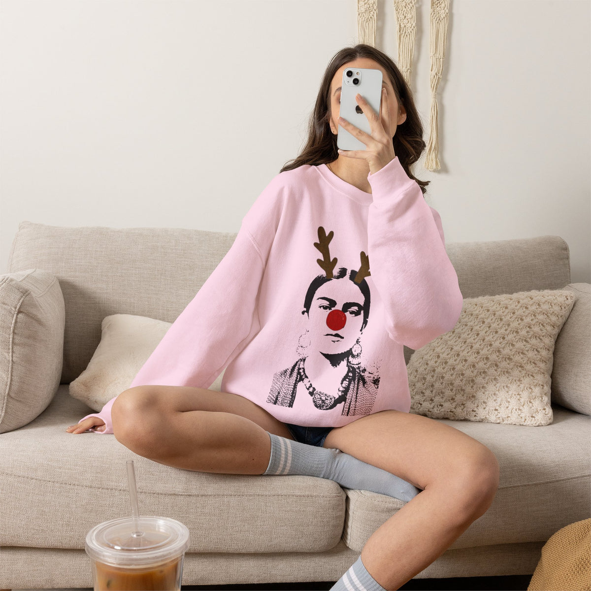 Frida on Christmas Unisex Heavy Blend™ Crewneck Sweatshirt