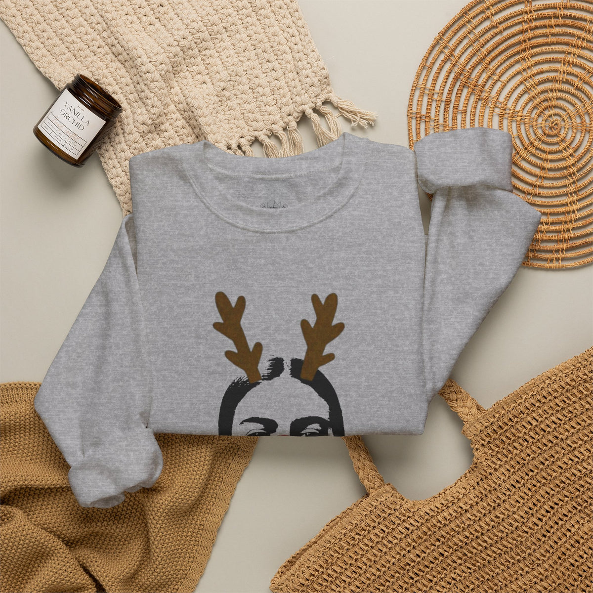 Frida on Christmas Unisex Heavy Blend™ Crewneck Sweatshirt