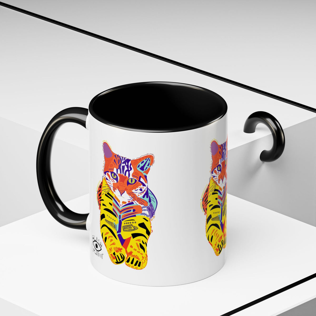 Tiger Cat Accent Coffee Mug (11, 15oz)
